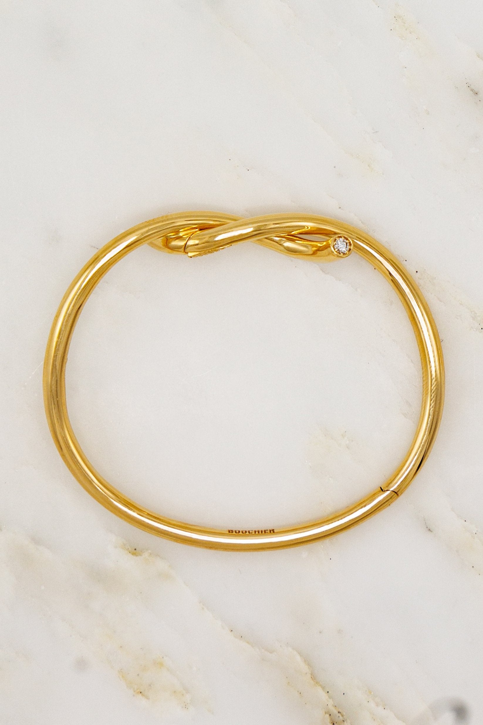 Boochier 18k yellow gold diamond ties bangle